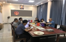 中南大學陽教授一行來廠考察，合作研發(fā)無人電機車